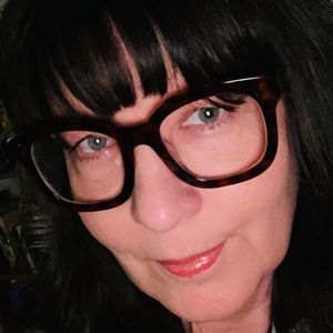 Meet your Posher, Toni